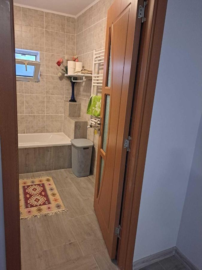 Muzicii 11 - Cozy Seaside Apartments นาโวดาริ ภายนอก รูปภาพ
