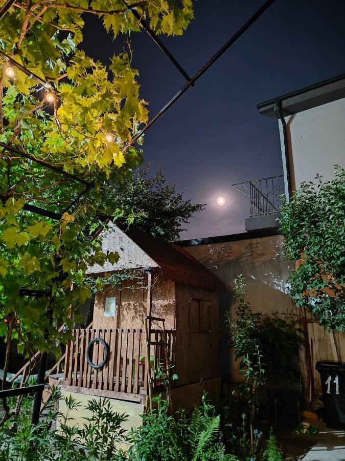 Muzicii 11 - Cozy Seaside Apartments นาโวดาริ ภายนอก รูปภาพ