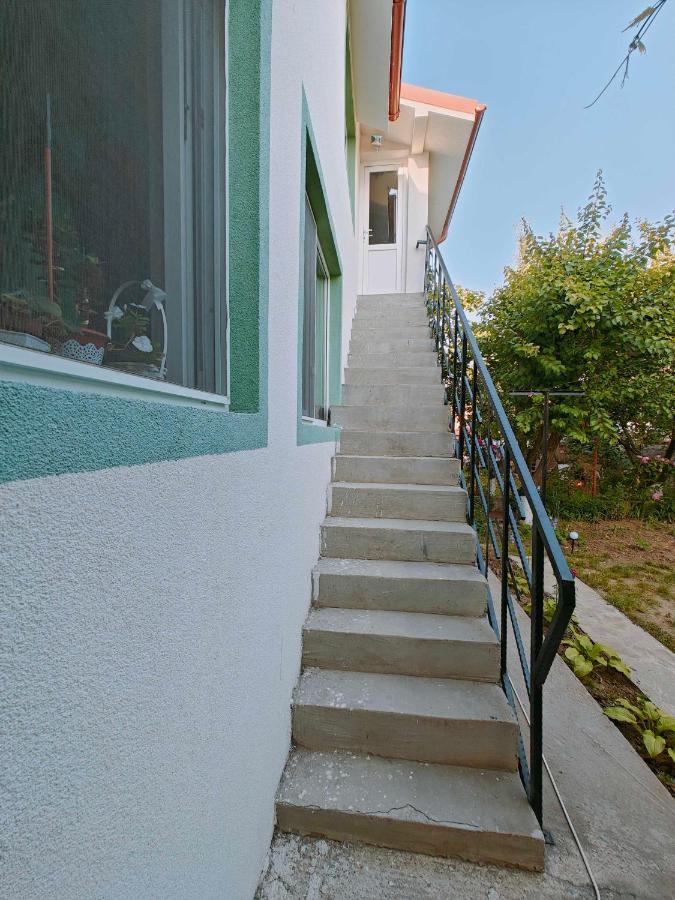 Muzicii 11 - Cozy Seaside Apartments นาโวดาริ ภายนอก รูปภาพ